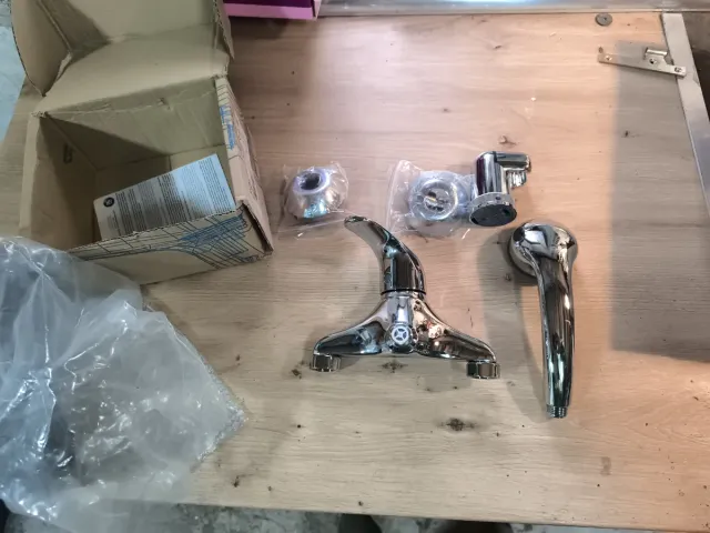 2 Grifos de Ducha Monotech Plus Ramón Soler