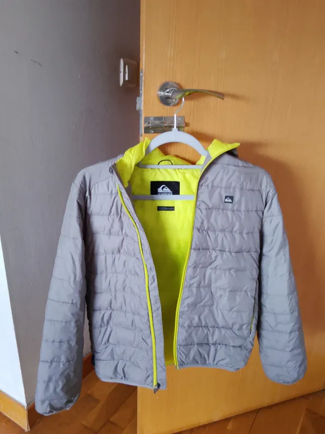 Cazadora Quiksilver niño gris y amarillo