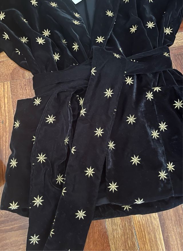 Chaqueta Sézane terciopelo negro bordado nueva