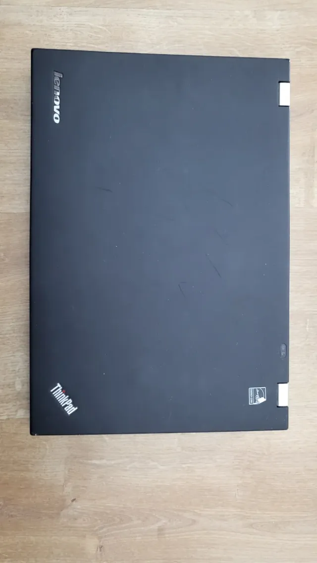 Portátil Lenovo ThinkPad Negro