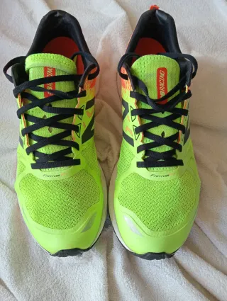 Zapatillas New Balance Running Verde Naranja
