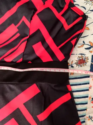 Vestido SHEIN Negro y Rojo