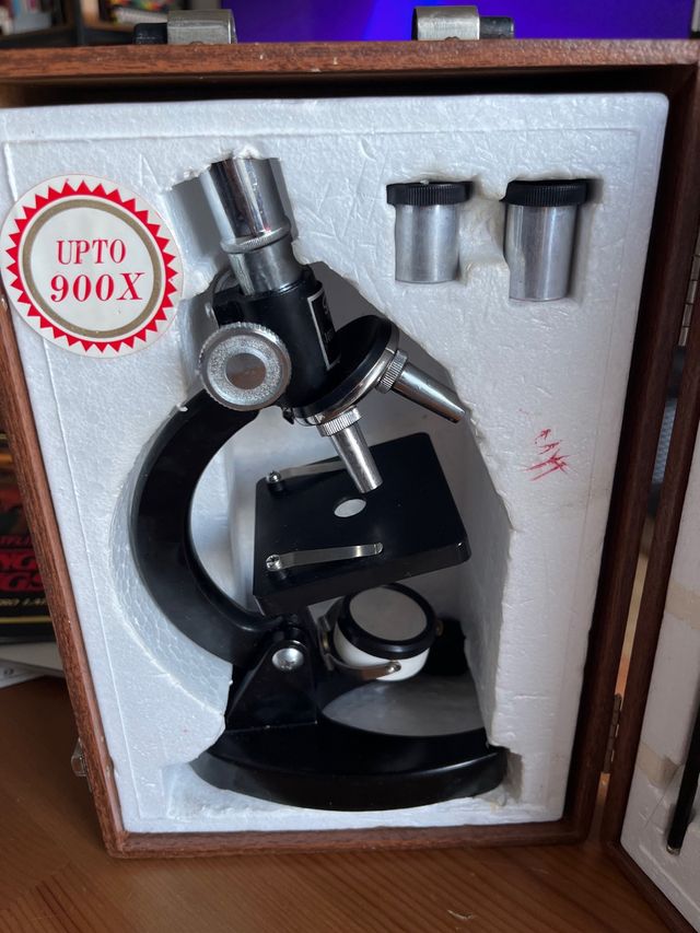 Microscopio Vintage SNS 100X-900X