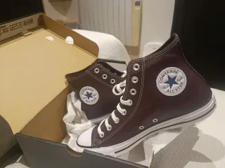 Converse plataforma burdeos