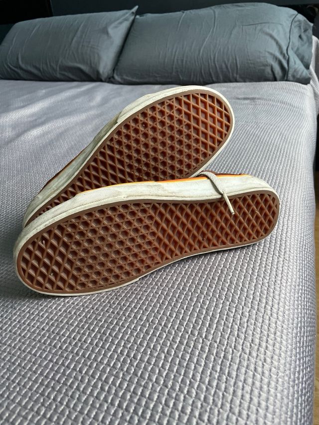 Vans Marrones y Naranjas