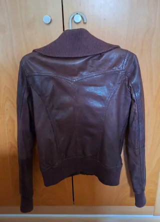 Chaqueta de cuero mujer