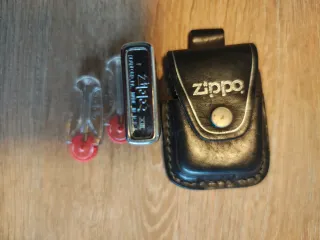 Mechero Zippo Original con Funda y Recambios