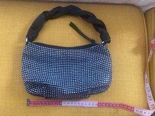 Bolso Zara pedrería negro y plateado