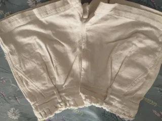 Pack ropa niña talla10: 4 blusas, falda y pantalón