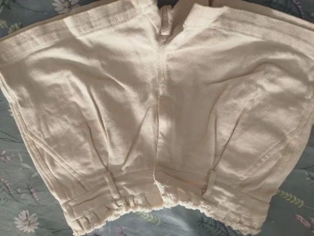 Pack ropa niña talla10: 4 blusas, falda y pantalón