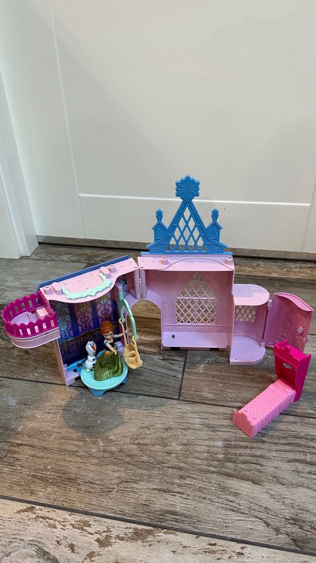 Castillo Arendelle Anna Frozen