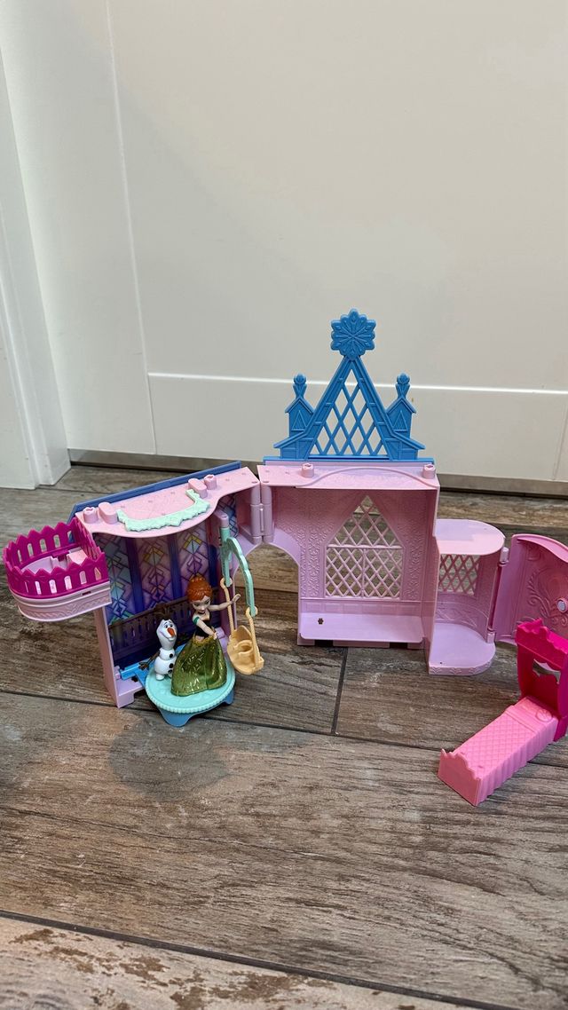 Castillo Arendelle Anna Frozen