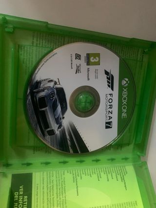 Xbox One X Hyper Space Edition+ Controller + 3 Giochi