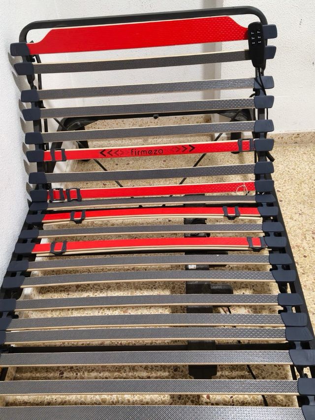 Cama articulada metálica