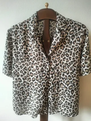 Camisa estampado leopardo manga corta