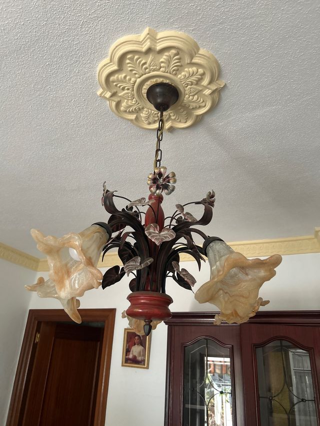 Lámpara de techo estilo floral