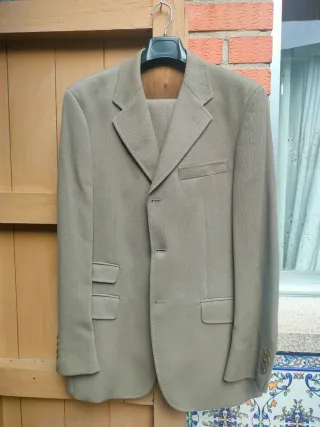 Traje Zara Marrón Hombre