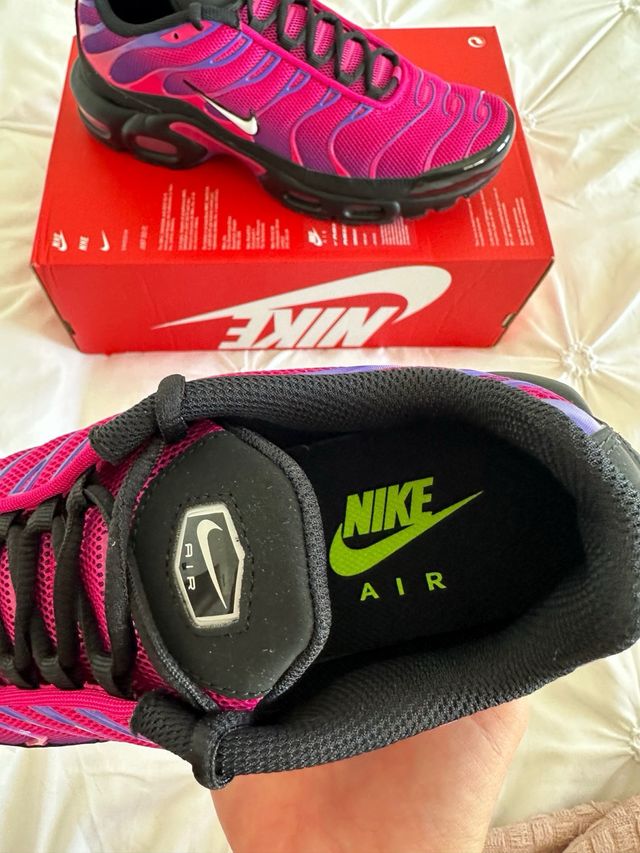 Nike Air Max Plus Tn “Black Purple Burgundy”