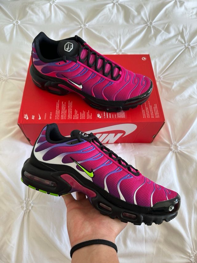Nike Air Max Plus Tn “Black Purple Burgundy”