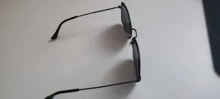 Gafas de sol cuadradas negras