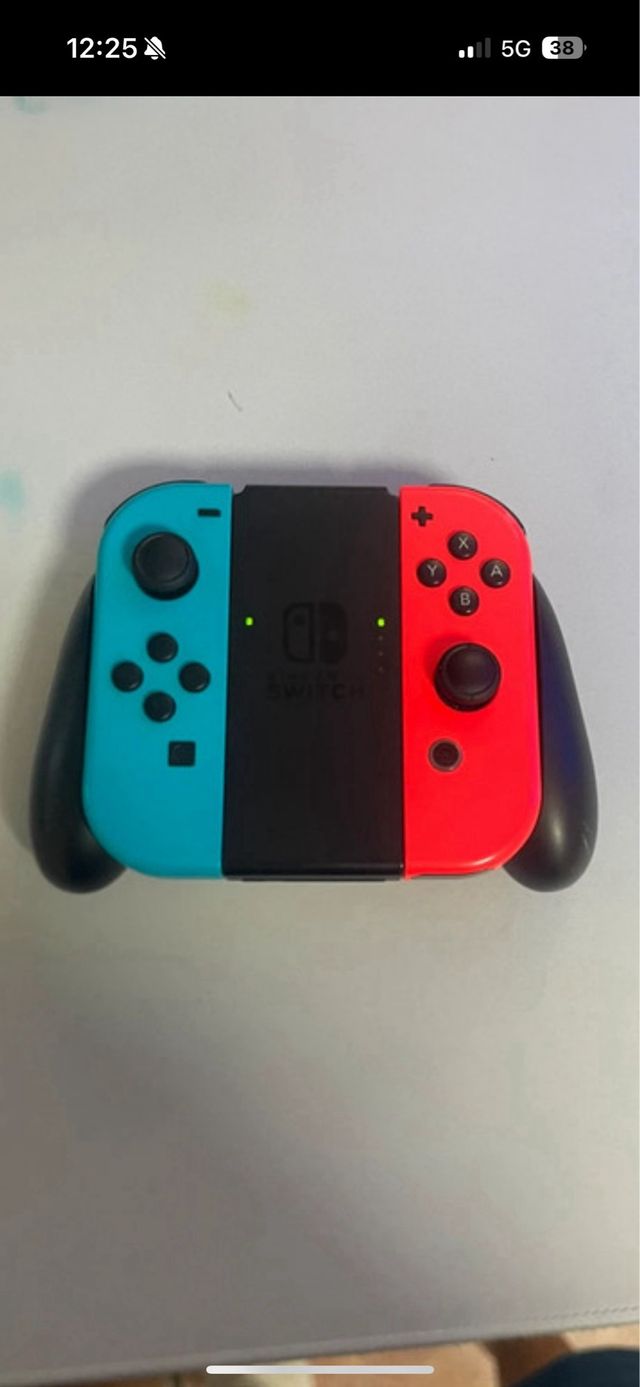 Nintendo Switch Azul e Vermelho