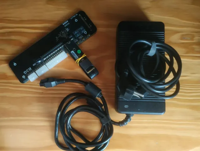 Base GPU Externa / eGPU