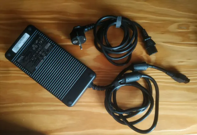 Base GPU Externa / eGPU