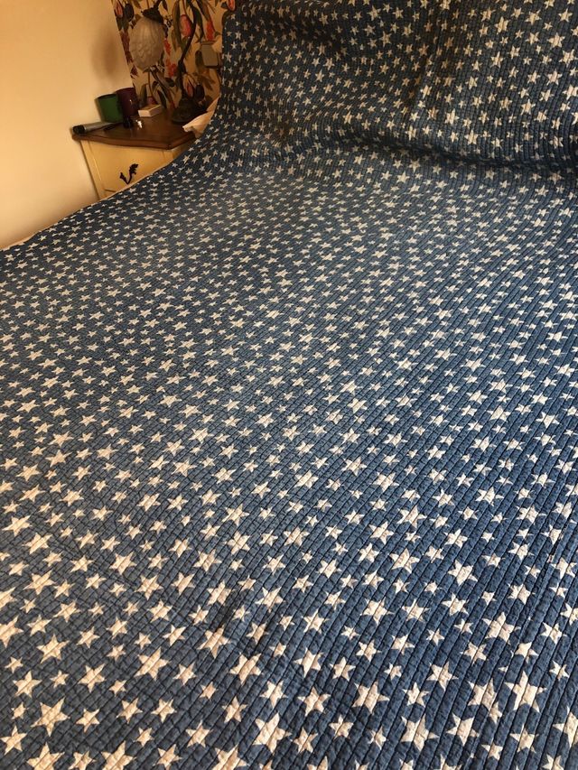Colcha Zara Home estrellas cama 90