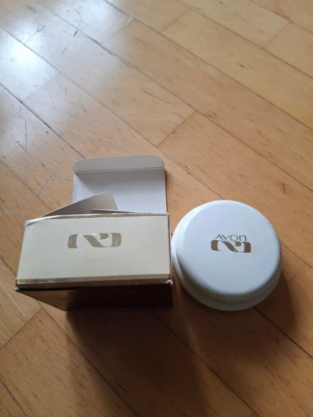 Avon Prima Natura Crema de Jabón Vintage años 70.