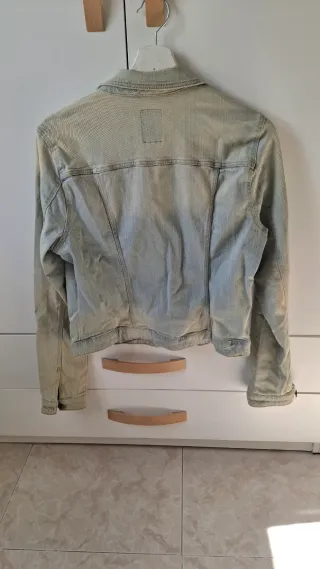 Chaqueta Vaquera Bershka Azul Talla L, pequeña