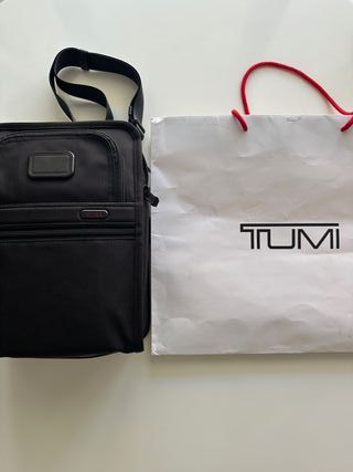 Bandolera Tumi Negra Nueva