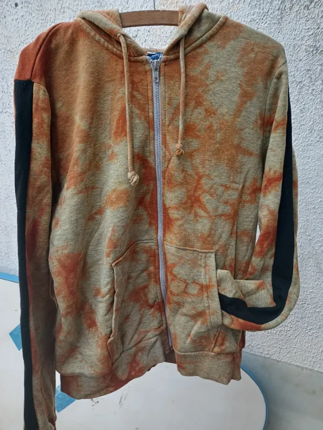 Sudadera polar con capucha y cremallera