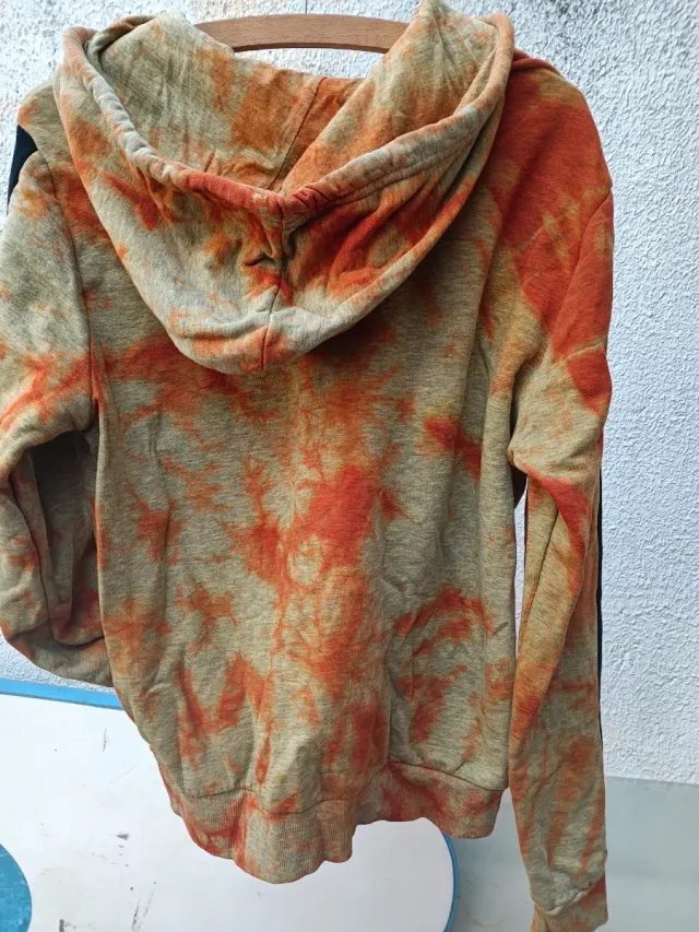 Sudadera polar con capucha y cremallera