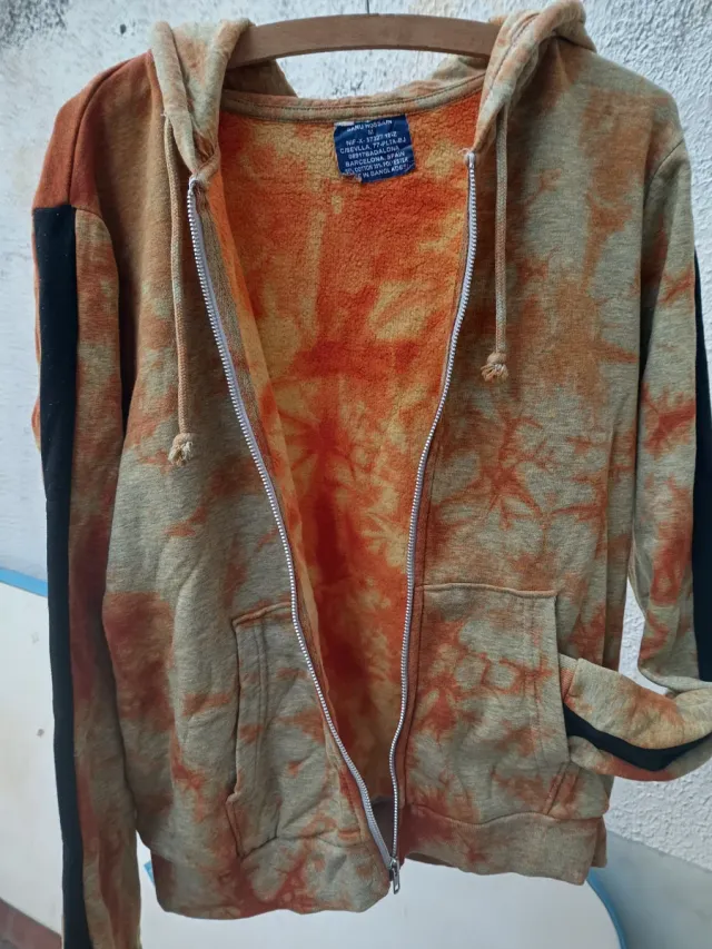 Sudadera polar con capucha y cremallera