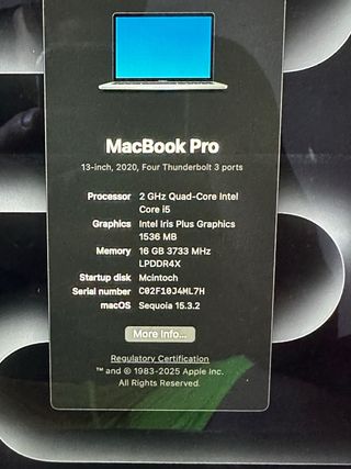 MacBook Pro 13 2020 Touch Bar no scratches