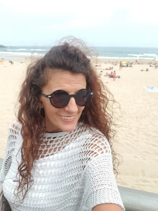 Jersey gris calado talla única manga corta