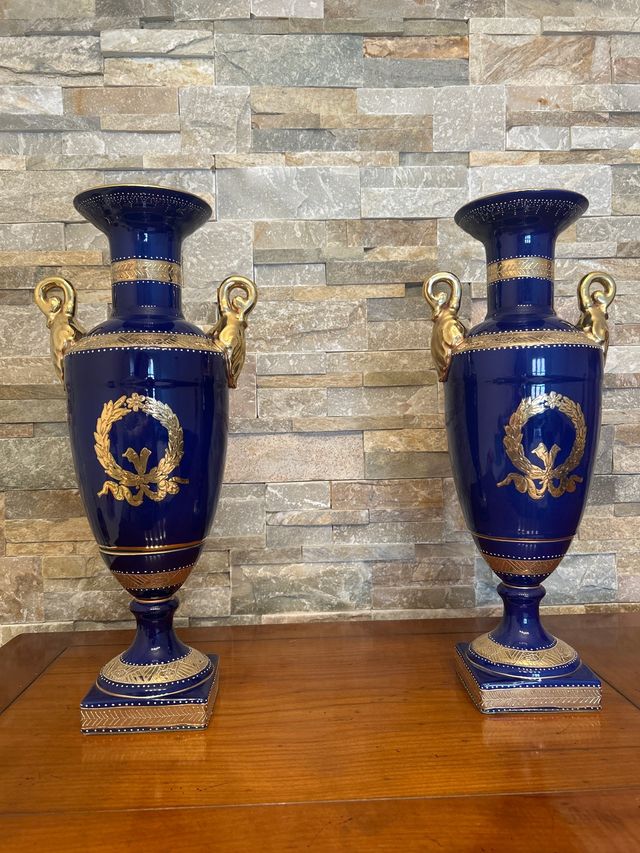 Juego de 2 Ánforas de Porcelana Azul y Dorada