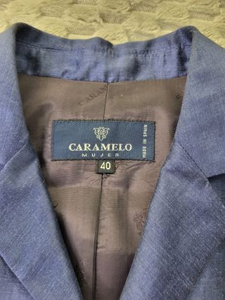 Traje Caramelo Chaqueta y Falda Talla 40