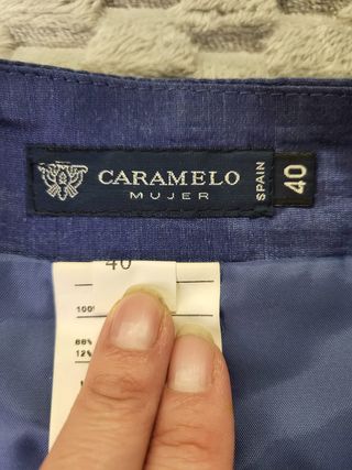 Traje Caramelo Chaqueta y Falda Talla 40