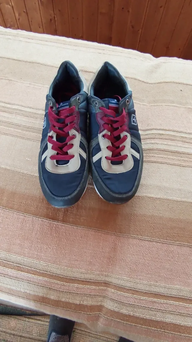 Zapatillas deportivas talla 44