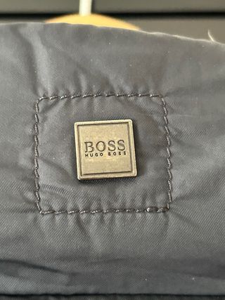 Chaqueta Hugo Boss T.54 Plumas prácticamente nueva