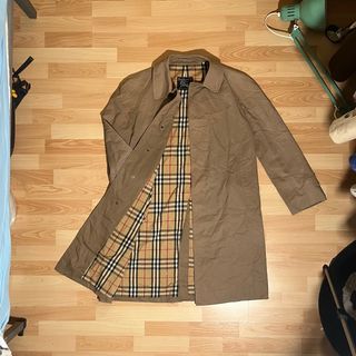 Gabardina Burberry Beige Clásica