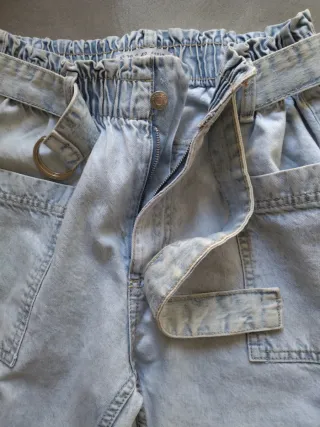 Vaqueros casuales con cinturón