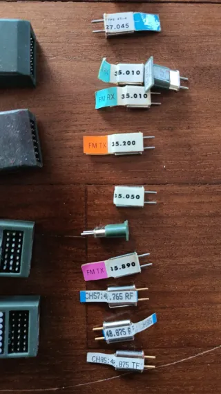 Riceventi e quarzi Esky per modellismo