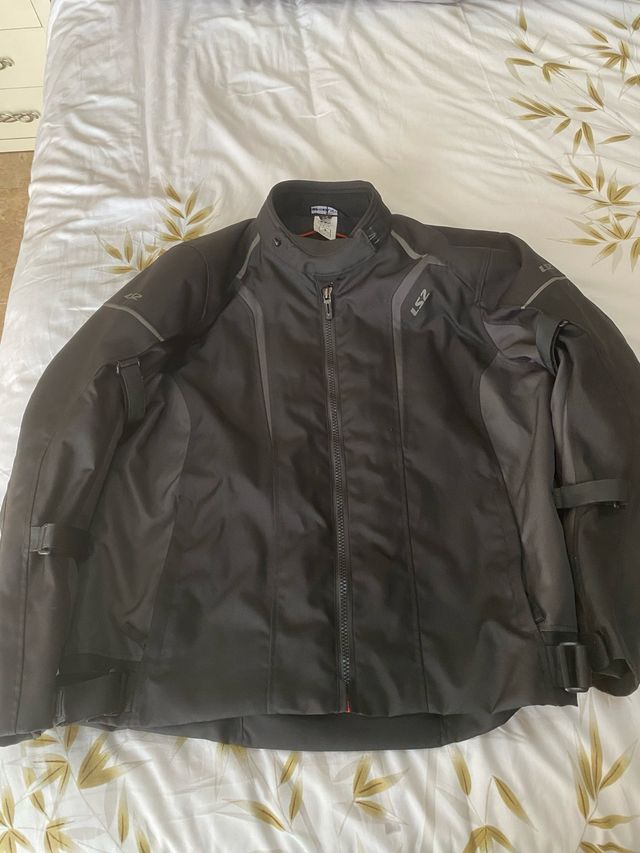 Chaqueta Moto LS2 Negra 4 estaciones