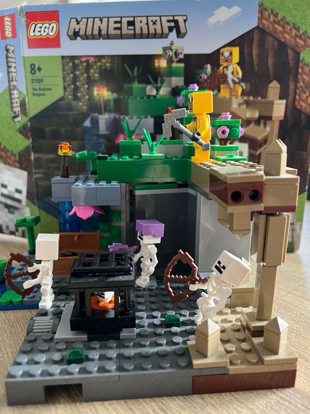 LEGO Minecraft: La Mazmorra del Esqueleto 21189