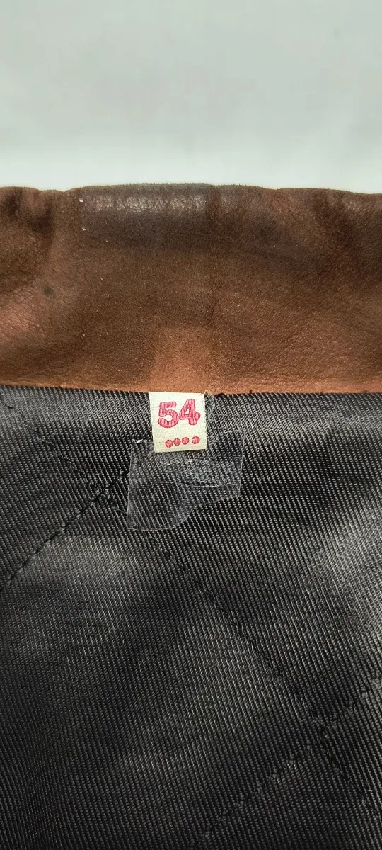 Chaquetón de piel de vacuno de caballero.