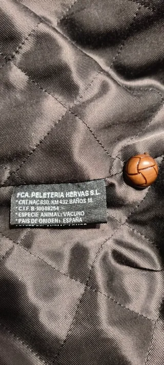 Chaquetón de piel de vacuno de caballero.