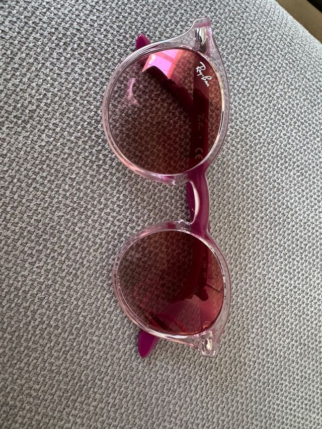 Gafas Ray-Ban rosas y moradas niña