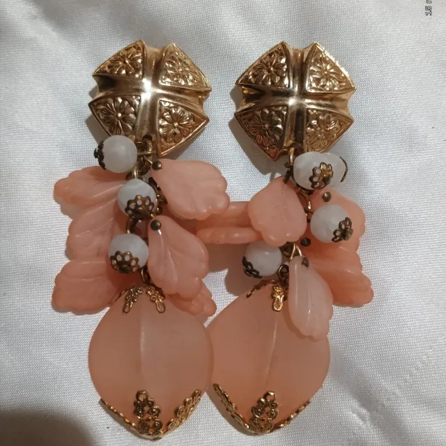 Pendientes vintage dorados con perlas